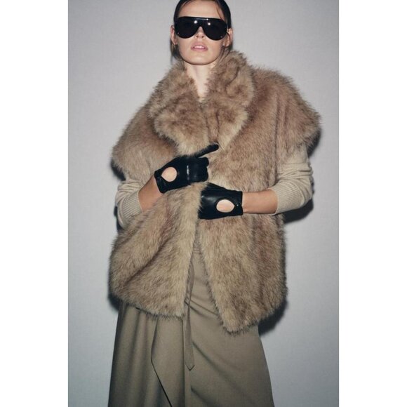ZARA ZW COLLECTION LIMITED EDITION FAUX FUR VEST - Picture 1 of 8